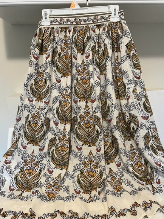 unknown Dresses & Skirts - Bohemian print midi skirt.